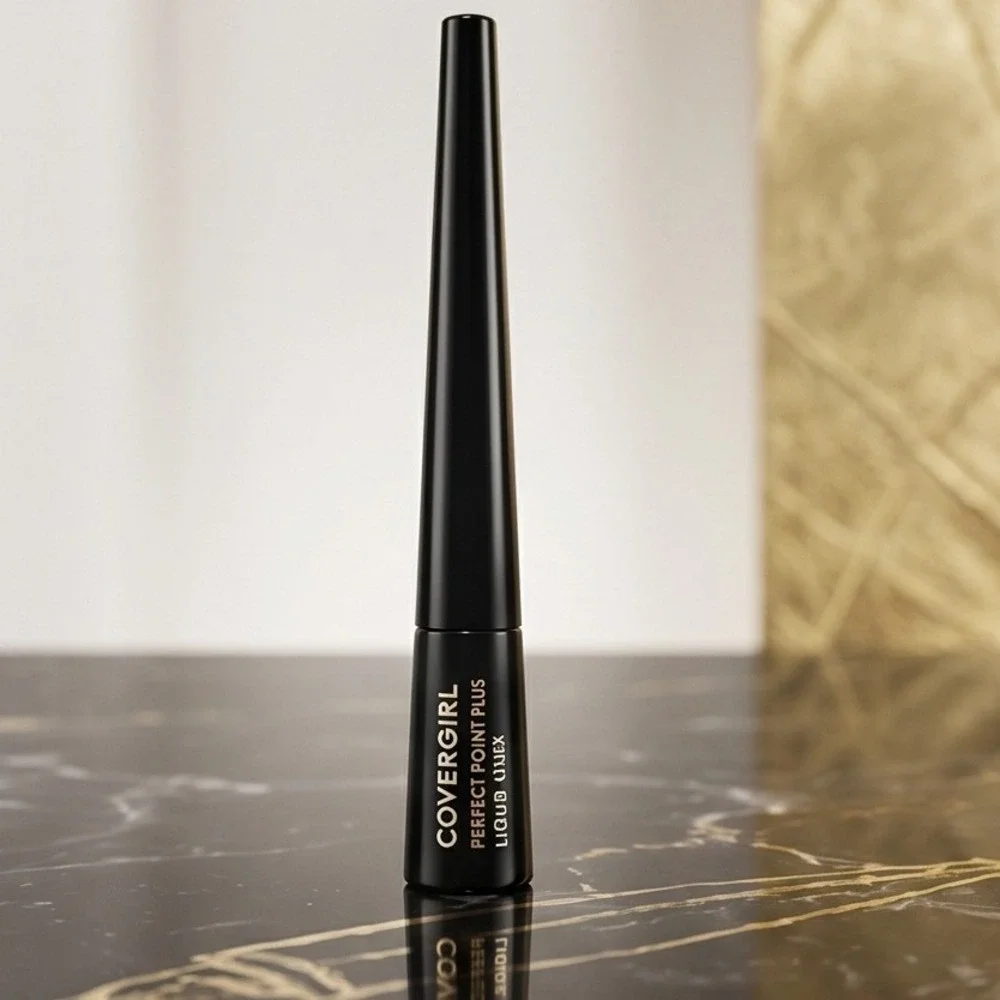Covergirl Perfect Point Plus Liquid Liner 200 Black Onyx Matte Finish Makeup NEW